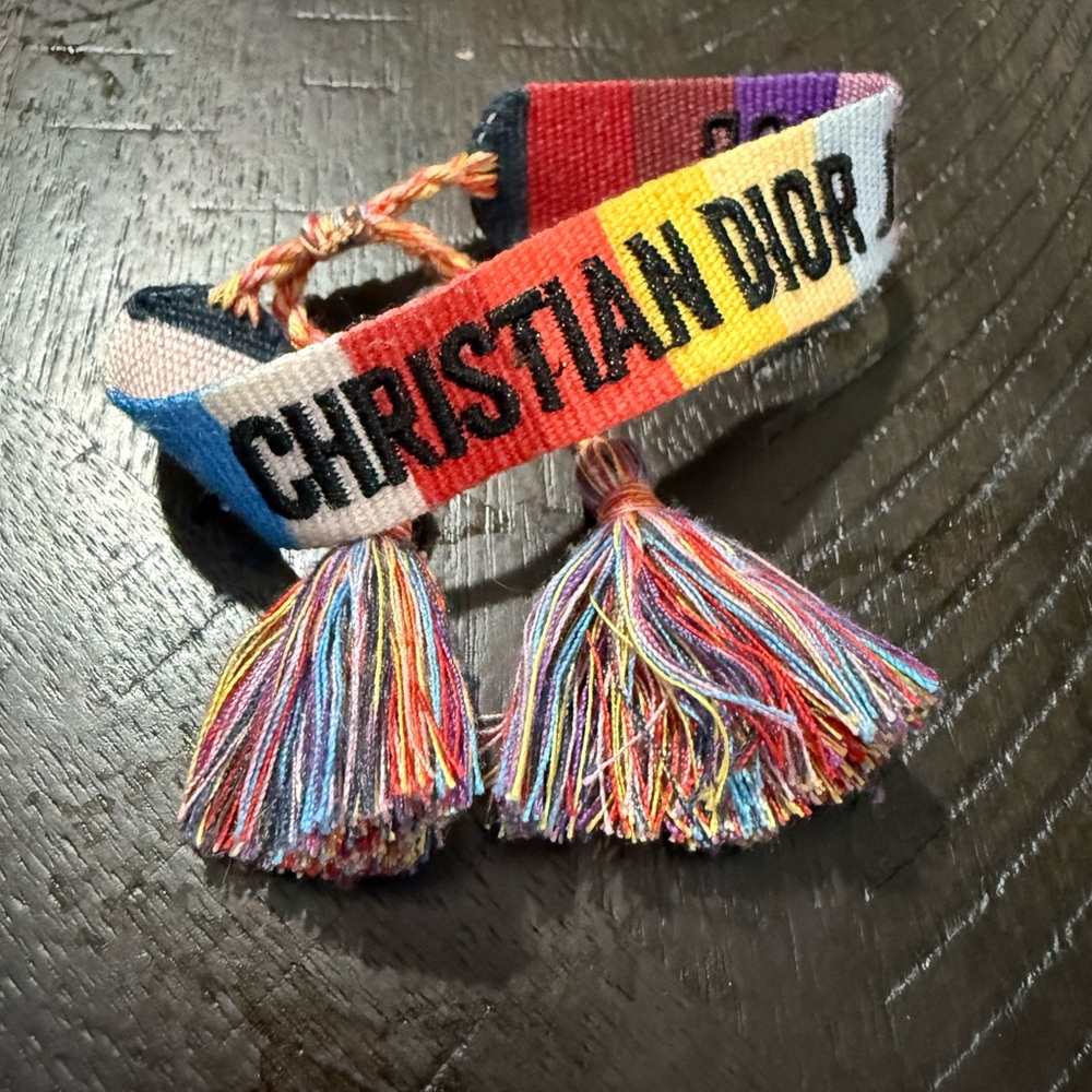 Dior J'Adior Vibrant Woven Friendship Bracelet